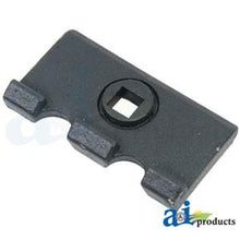 H208429 WEAR PLATE RICE BEATER B