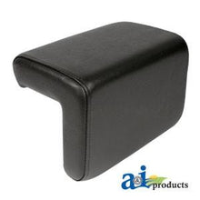 AT10140-1 ARMREST BLK VNL RH / LH