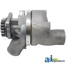 RE549153 WATER PUMP