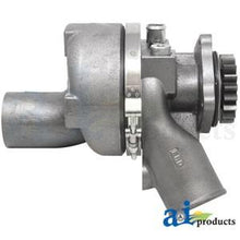 RE549153 WATER PUMP