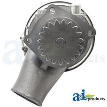 RE549153 WATER PUMP