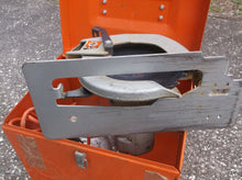 Black & Decker 7 1/4" Circular Saw Model 7305 With Metal Case