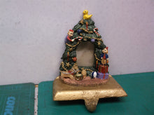 Vintage Windsor Collection Christmas Stocking Hanger Elves in Tree Photo Frame