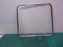 wire rack from a CHEFMAN RJ38-10-RDO-V2 Chefman 10L Digital Air Fryer+