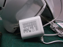 BLACK+DECKER Dustbuster Handheld Vacuum hlva320j white powerhead & charger only