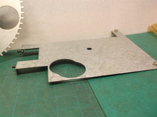 GEAR & PLATE from a Mint O Patty .25 Vending Machine Candy Mint Dispenser