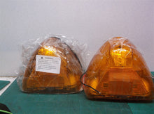 2Pc Triangle Amber 31 LED HL Turn Signal Seal Light 3Wire Pigtails for Peterbilt