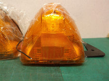 2Pc Triangle Amber 31 LED HL Turn Signal Seal Light 3Wire Pigtails for Peterbilt