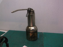 vintage oil can