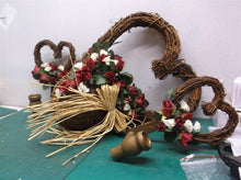 Set of 3 heart wall decor