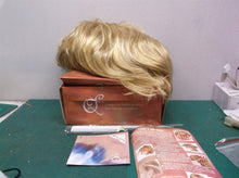 Quick change Blonde wig ds1