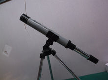 Smithsonian plastic Telescope