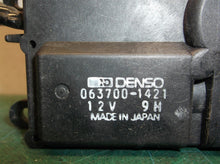 TOYOTA Celica - Stellmotor Klima Heizung DENSO 063700-2421 12V