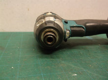 MAKITA XDT13 18V BRUSHLESS IMPACT WRENCH 1/4" DRILL w 4ah bat No Lights on bat