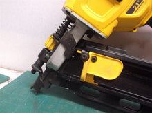 DEWALT DCN21PL Cordless Nail Gun tool only dgp8qc8 tool only
