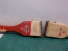 Lot of 2 red devil scraper