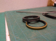 U-cup & Wiper Seal For Cessna 6514869 Head Or 6539810 6598067 Tilt Cylinder Bobc