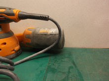 RIDGID R2601 3 Amp 5 in. Random Orbit Sander nc21145n063733