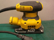 DEWALT DWE6411 PALM SANDER 1/4 SHEET 2.3 AMP CORDED no dust bag