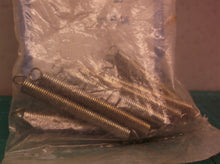 12 Midwest Fastener AJ2 Zinc Extension Spring od 0.230" length 2.500" 0.027