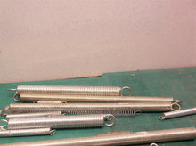 12 Midwest Fastener AJ2 Zinc Extension Spring od 0.230" length 2.500" 0.027