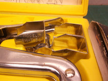 ARROW STAPLE GUN KIT MODEL T-50 M WITH 3 ATTACHMENTS