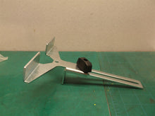 43-98-0091 Edge Guide Assembly off of 2723-20 M18 FUEL Compact Router