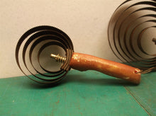 Lot of 2 Decker Curry Combs