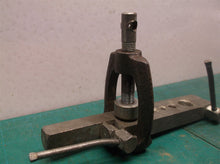 hand flaring tool