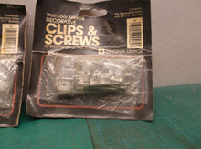 lot of 12 mirror clips