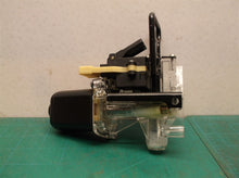 94-02 LINCOLN TOWN CAR NEW REAR TRUNK PULL DOWN MOTOR HOUSING W/ SWITCH 747-002