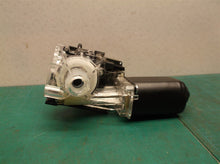 94-02 LINCOLN TOWN CAR NEW REAR TRUNK PULL DOWN MOTOR HOUSING W/ SWITCH 747-002