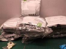 15 bags of 10 kn95 disposable masks