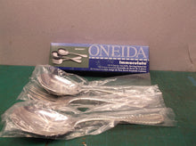 Oneida Belmont Immaculate 18/10 Stainless Steel 3 Piece Serving/Salad Set