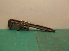 Ford USA Monkey Wrench Pipe 9”