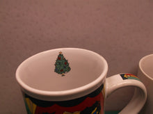 Lot of 3 holiday themed coffee cups ds1