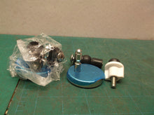 set of 2 unknown fitment mounts
