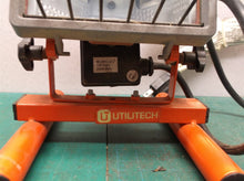 Utilitech 250-Watt Halogen Portable Work Light Indoor Outdoor (NO LIGHT BULB)