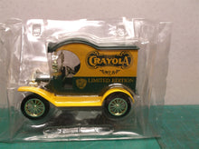 Die Cast Gearbox Limited Coin Bank 1912 Ford Crayola Truck limited edition