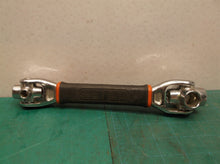 Black and Decker SAE 8 in 1 Dog Bone Rotating Standard Socket Wrench Mechanic