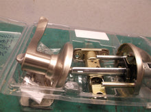 Kwikset Security Balboa Satin Nickel Universal Privacy Door Handle missing handl
