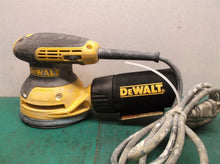 DEWALT DWE6423 5 in. Variable Speed Random Orbital Sander sn:907947