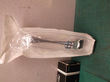jp and co titanium microneedle derma roller system