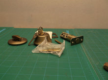 Kwikset Deadlock Deadbolt Silver 68581-001 Rev 01 missing hardware