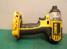 Dewalt DC825 1/4 18v Cordless Compact Impact Driver TOOL ONLY b381bh