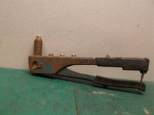 Blind Pop Rivet Hand Tool/Rebitador Manual
