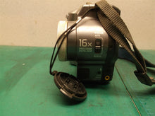 Sony Mavica MVC-FD90 1.6MP CCD Digital Camera Broken Screen battery untested