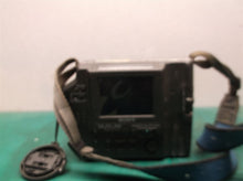 Sony Mavica MVC-FD90 1.6MP CCD Digital Camera Broken Screen battery untested