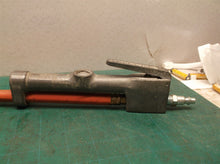 Milton S-516 Straight Foot Chuck Tire Inflator Gauge - 15 in. Hose, Lock-On Thre