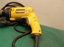 DEWALT DRILL SCREWDRIVER VSR DECK/DRYWALL DW257 s/n:894269